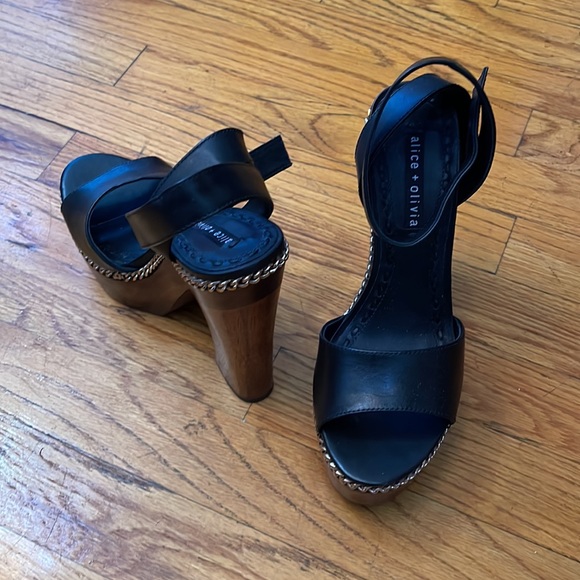 (SOLD) Alice & Olivia platform sandals - Picture 3 of 4